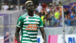 سالزبورج النمساوي يسخر من منافسه بسبب مهاجم الأهلي المصري الجديد