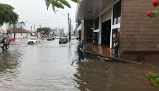 الطقس السيئ يهاجم أستراليا