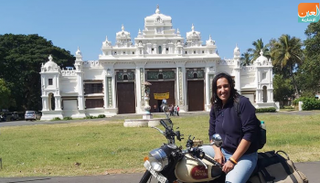 المغامرة المصرية شيرين عادل في رحلتها على الموتوسيكل