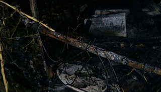 الحريق أتى على 13 خيمة بالكامل