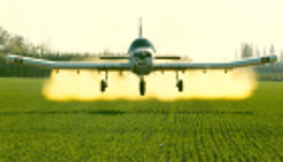 مؤسسات حقوقية تطالب إسرائيل بوقف رش المبيدات الكيماوية تجاه أراضي غزة