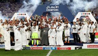 شباب الأهلي حامل اللقب