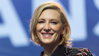 الممثلة الشهيرة كيت بلانشيت