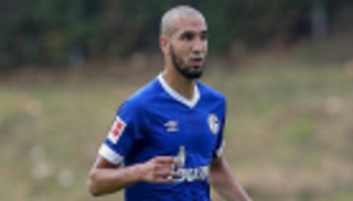 الجزائري بن طالب مرفوض "جماهيريا" في إيفرتون