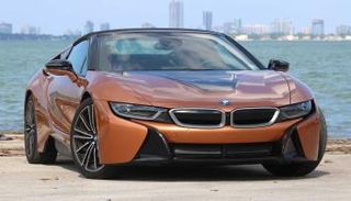 بي إم دبليو i8