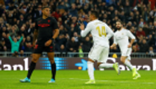 ريال مدريد يصعد لصدارة الدوري الإسباني بفوز صعب على إشبيلية