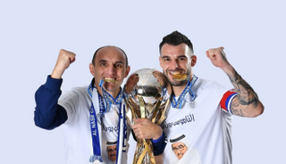 مدرب النصر مع ألفارو نيجريدو