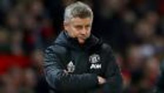 سولسكاير يستفز ليفربول بمقارنة صعبة