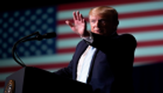 ترامب يحث "الشيوخ" على رفض مساءلته ويصفها بإهانة للدستور 