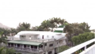 "المنزل الطائرة".. بناه لبناني الأصل ليصبح أحد معالم العاصمة النيجيرية