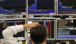 معنويات الشركات تحد من تأثير فيروس الصين على أسهم أوروبا