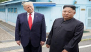 كوريا الشمالية تعلن تجميد التزام وقف التجارب النووية