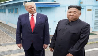 الرئيس الأمريكي وزعيم كوريا الشمالية- أرشيفية