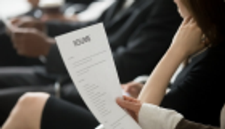 العمل الدولية: نحو نصف مليار شخص حول العالم دون وظائف لائقة