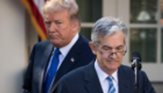 ترامب يجدد الهجوم على المركزي الأمريكي