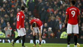 يونايتد خسر على ملعبه ووسط جماهيره