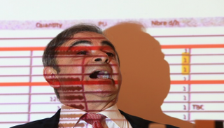 كارلوس غصن رئيس نيسان السابق