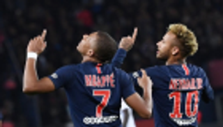 بالفيديو.. تصرفات غريبة لمبابي ونيمار في كأس الرابطة الفرنسية