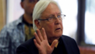 جريفيث يزور صنعاء لاحتواء التصعيد الحوثي.. ومعارك بالضالع ونهم