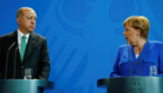 ألمانيا: تركيا انتزعت معلومات عن معارضين من محامي سفارتنا المعتقل