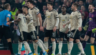 يونايتد يخسر من ليفربول