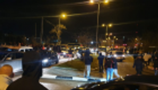 مقدسيون يحملون الاحتلال مسؤولية موت طفل غرقا