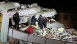 زلزال مدمر يضرب تركيا