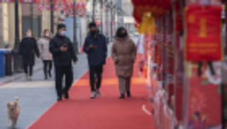 الصين تحذر: قدرة "كورونا" على الانتشار تزداد قوة