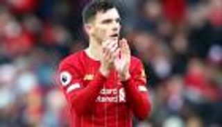 روبرتسون يستشهد بصلاح لرد اعتبار شباب ليفربول