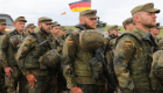 ألمانيا تشتبه في انتماء 550 جنديا بالجيش لليمين المتطرف