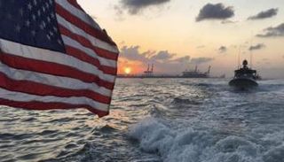 قوة بحرية أمريكية في هرمز