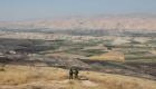 إسرائيل تعزز تواجدها العسكري في غور الأردن