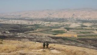 جنديان إسرائيليان في غور الأردن بالضفة الغربية المحتلة - أرشيفية