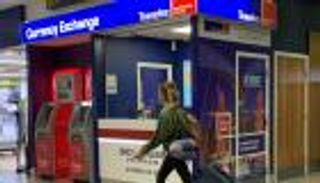 ترافيليكس البريطانية لتحويل الأموال تعود للعمل بعد 20 يوما توقف