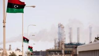 بعد إغلاق حقول النفط الليبية.. مليشيات الوفاق تتسول
