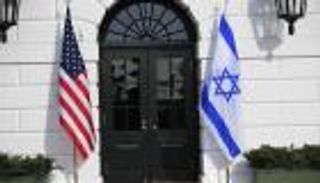 مجلة فرنسية تحدد 4 أسباب تعرقل"صفقة القرن"