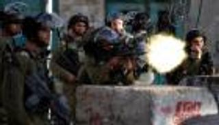 إصابة 41 فلسطينيا في مواجهات مع الاحتلال بالضفة