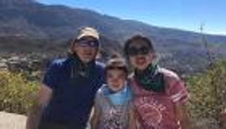 فيروس كورونا الجديد يفرق صينية عن زوجها وطفلتها