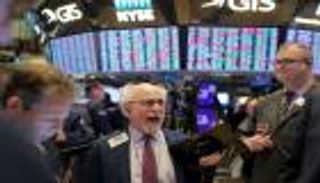 وول ستريت ترتفع عند الفتح بدعم من أبل وبوينج