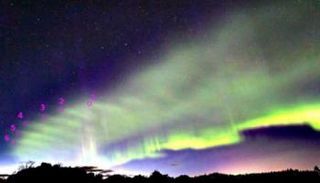 شفق "الكثبان" القطبي في فنلندا