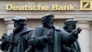 أكبر بنك أوروبي يتكبد 15 مليار يورو خسائر في 5 سنوات