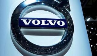 شعار شركة فولفو السويدية للنقل الثقيل