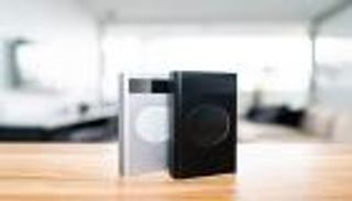 بـ100 دولار فقط.. أسرع "باور بانك" في العالم بدعم بطاريات تسلا