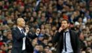 سيميوني يرد على تصريحات زيدان ويجهز مفاجأة لديربي مدريد