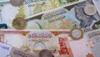 بعد تدهور قيمتها.. سوريا تقر إجراءات لحماية الليرة