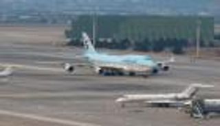 كوريا الجنوبية تعزل 368 مواطنا عائدا من ووهان الصينية