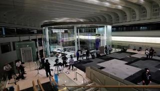 خلل في بورصة طوكيو