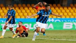 المغربي أشرف حكيمي لاعب إنتر ميلا