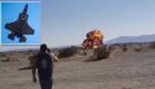 فيديو.. تحطم شبح "إف-35" أمريكية إثر تصادم مروع