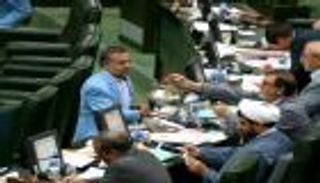 فضيحة "قروض النواب" تثير غضب فقراء إيران